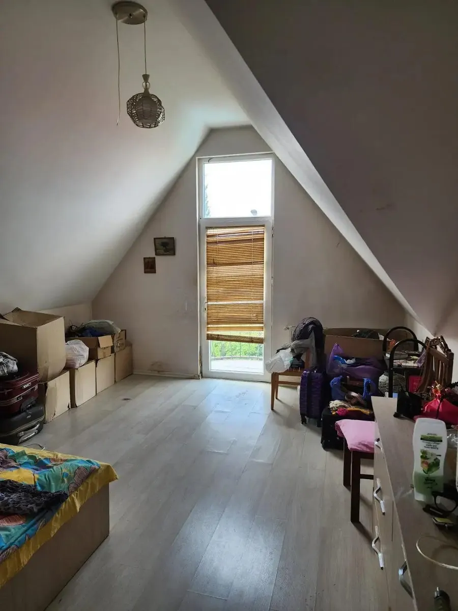 Дом, 7-комн., 240 м²
