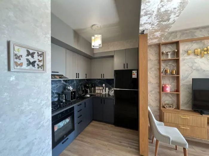 Квартира, 3-комн., 83 м²