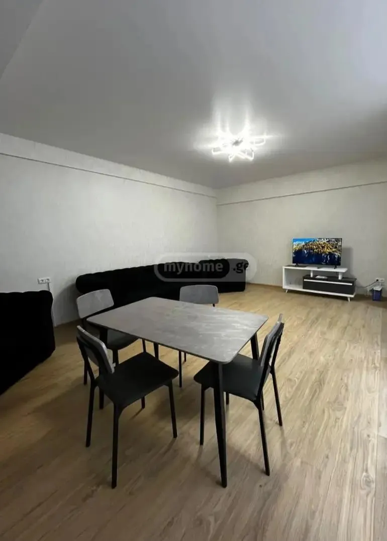 Квартира, 3-комн., 75 м²