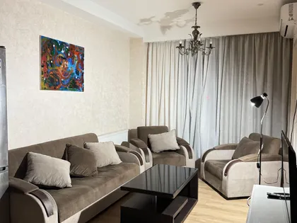 Квартира, 3-комн., 100 м²