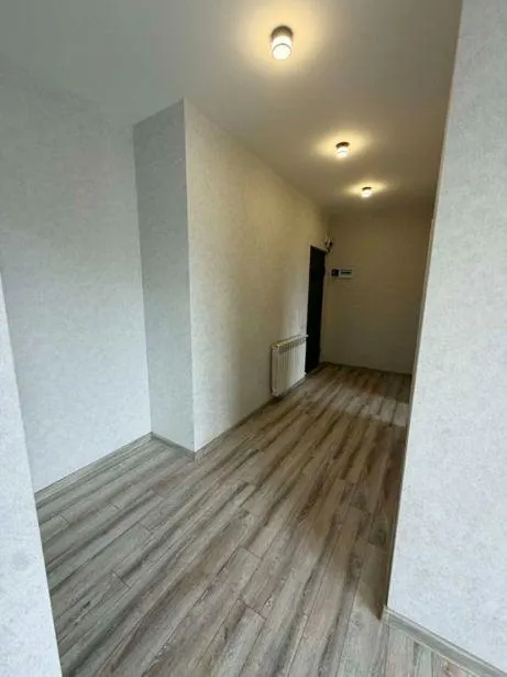 ბინა, 3-ოთახიანი, 79 მ², Avtandili St, 11