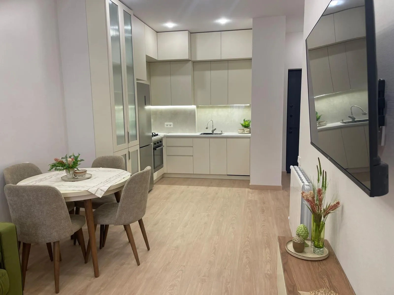 Квартира, 1-комн., 55 м²