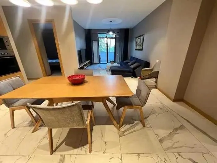 Квартира, 2-комн., 80 м²