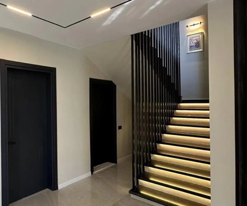 Дом, 5-комн., 400 м²