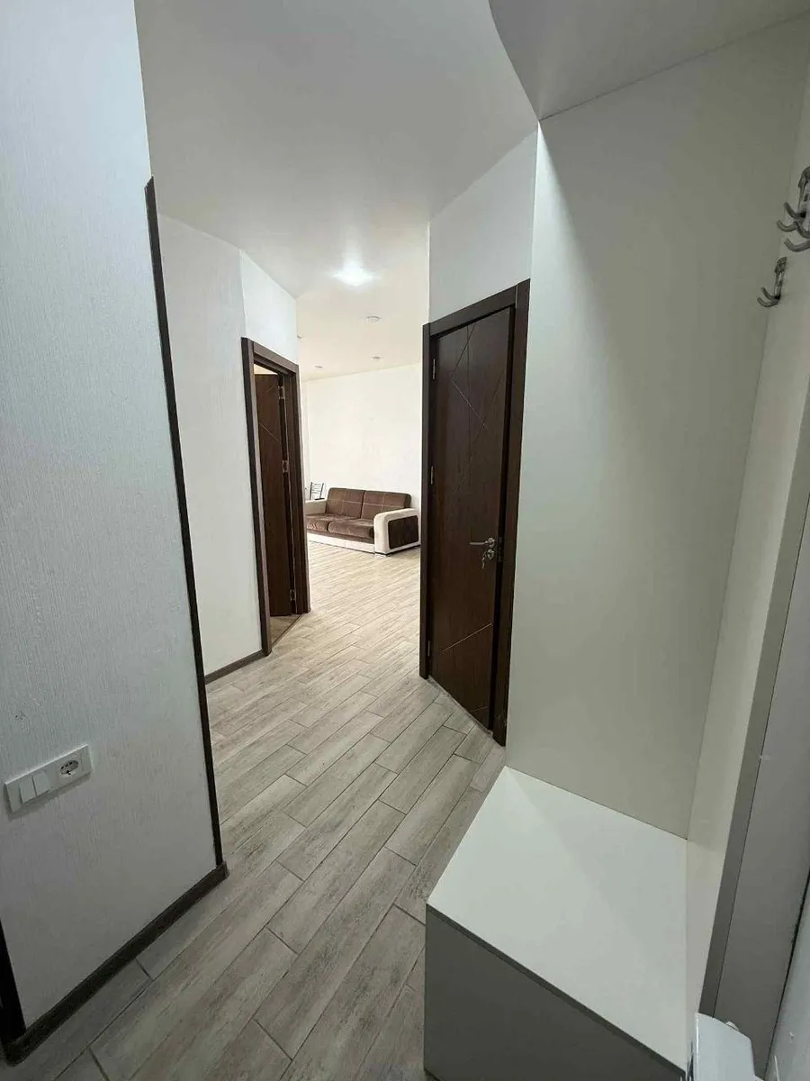 Квартира, 3-комн., 54 м², Mega City