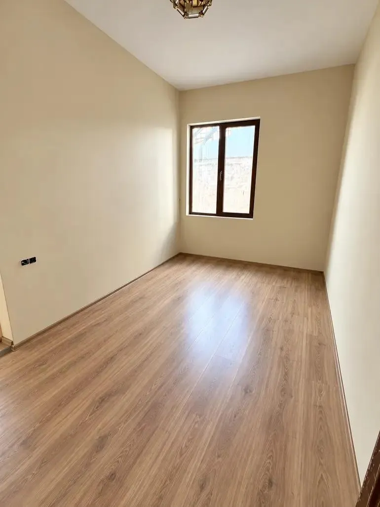 Квартира, 3-комн., 66 м²