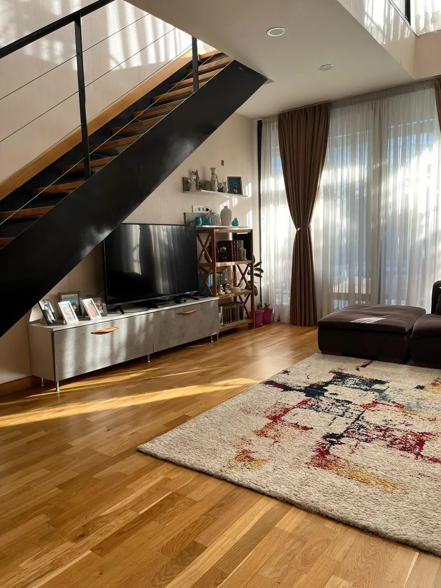 Дом, 5-комн., 223 м²