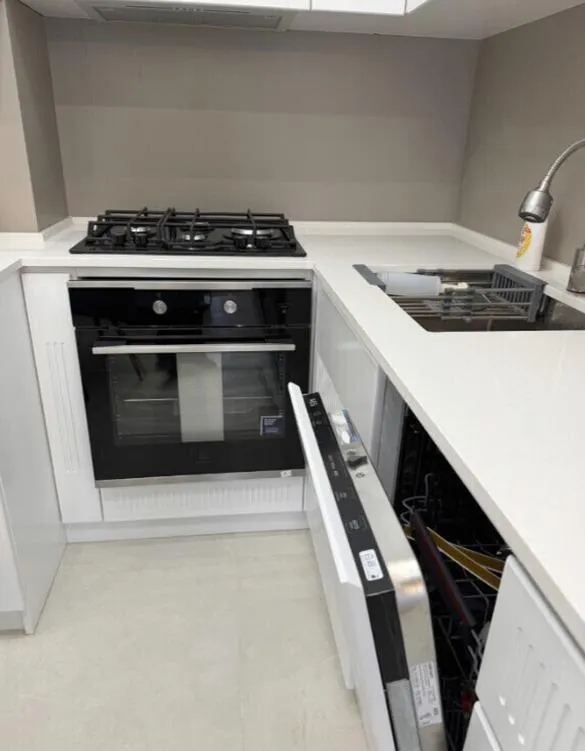 Квартира, 3-комн., 82.3 м²