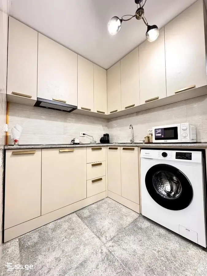 Квартира, 2-комн., 80 м²