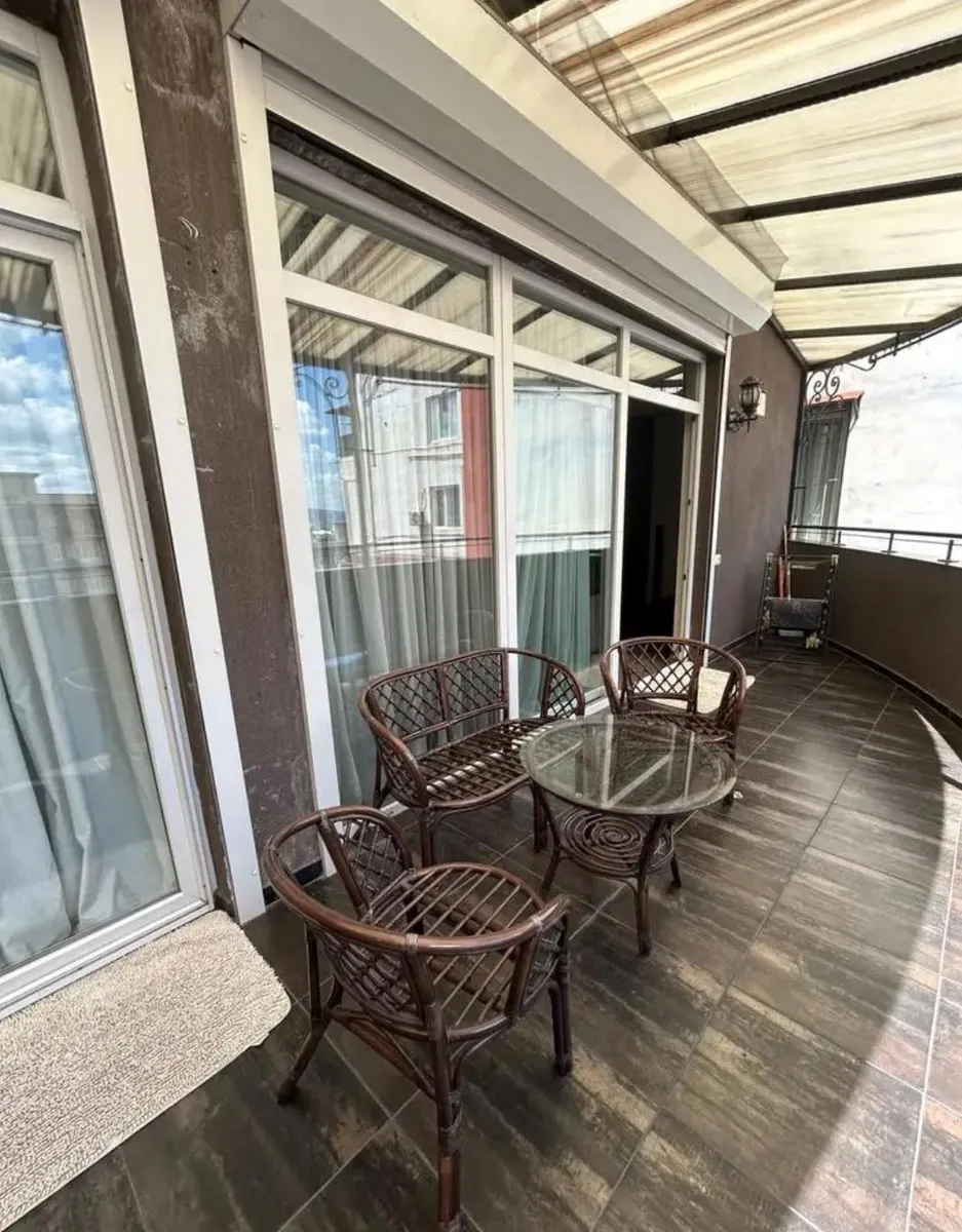 Квартира, 3-комн., 124 м²