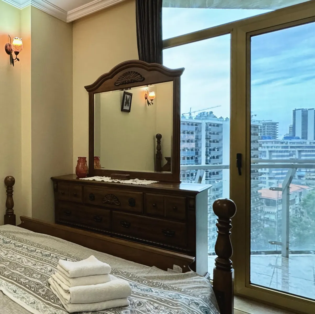 Квартира, 2-комн., 50 м², Orbi Plaza