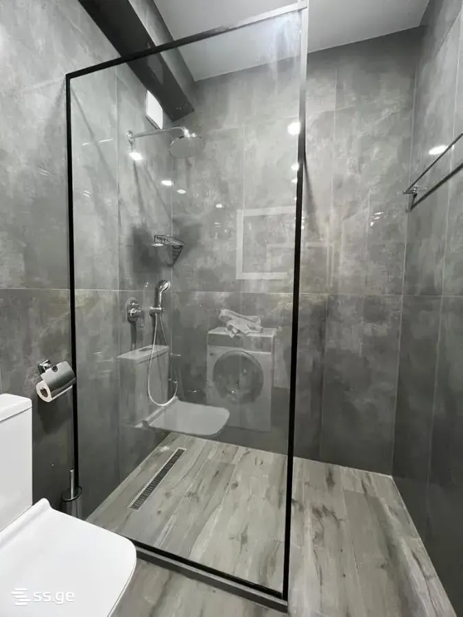 ბინა, 2-ოთახიანი, 60 მ², Trump Tower Tbilisi