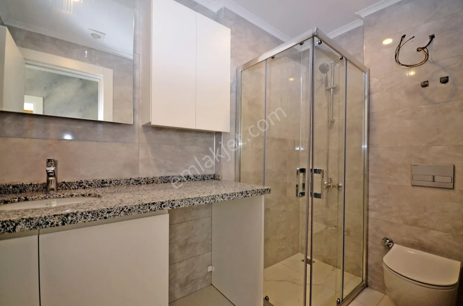 Apartment, 3-room, 110 m²