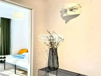 Квартира, 3-комн., 115 м²