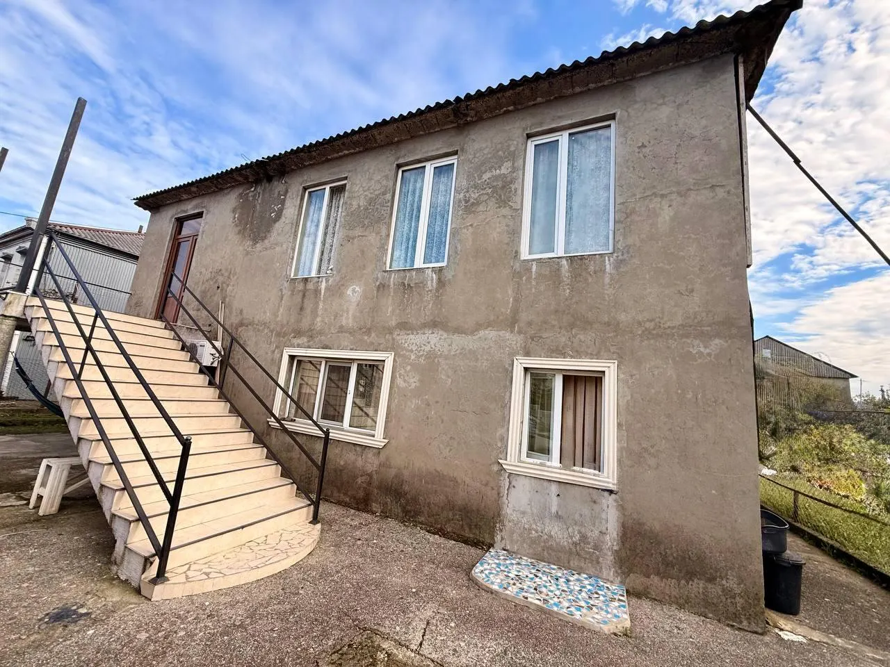 House, 5-room, 160 m²