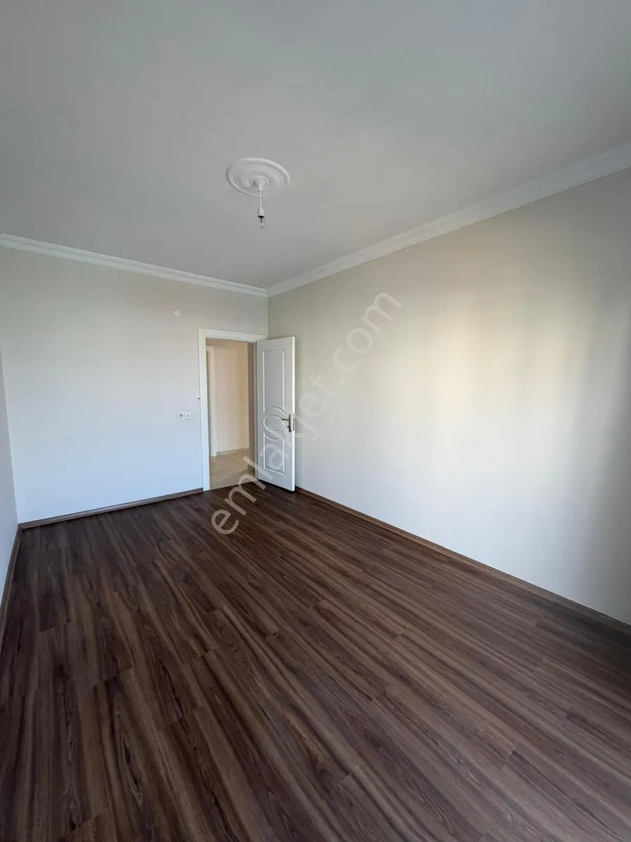 Apartment, 3-room, 130 m²