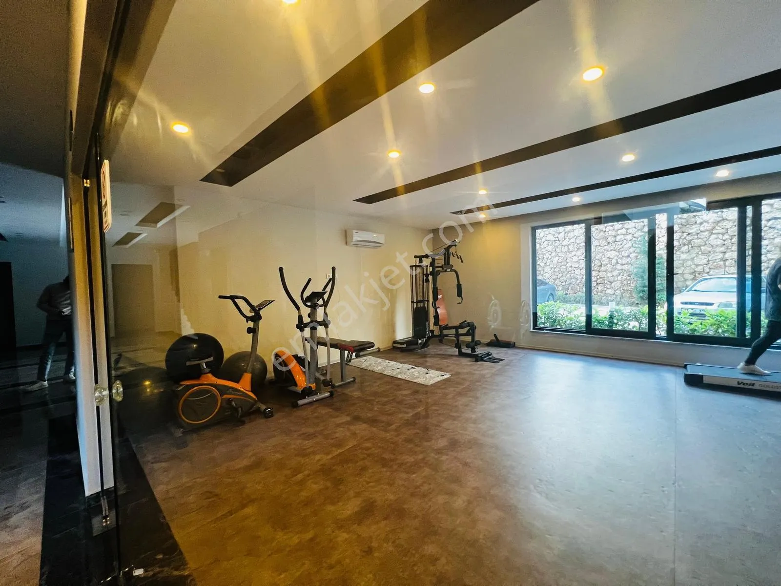Apartment, 2-room, 60 m²