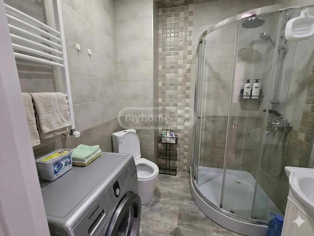 Квартира, 2-комн., 60 м², Adam Mitskevichi St, 56