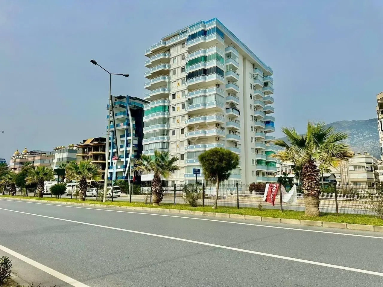 Apartment, 3-room, 130 m²
