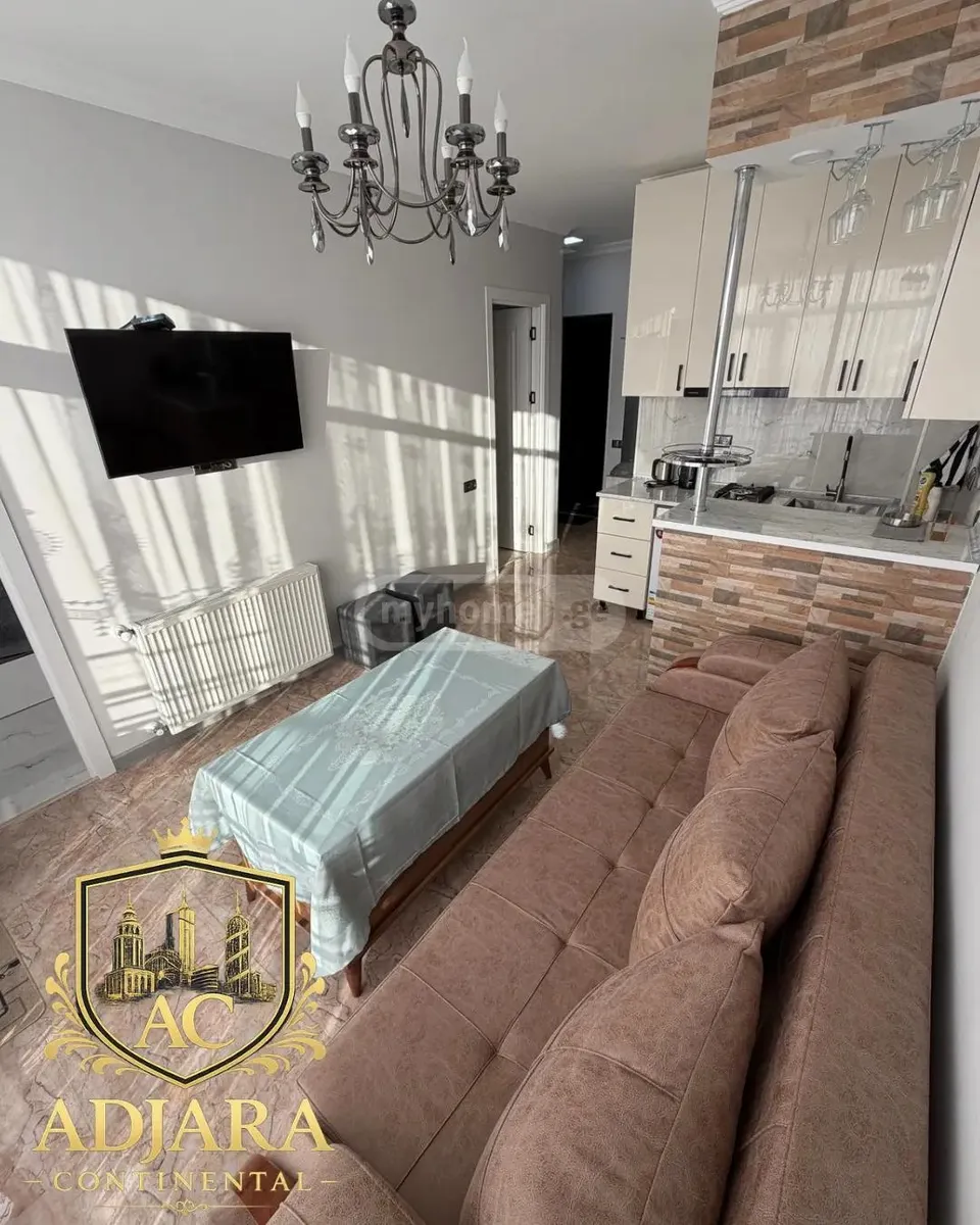 Квартира, 3-комн., 65 м²