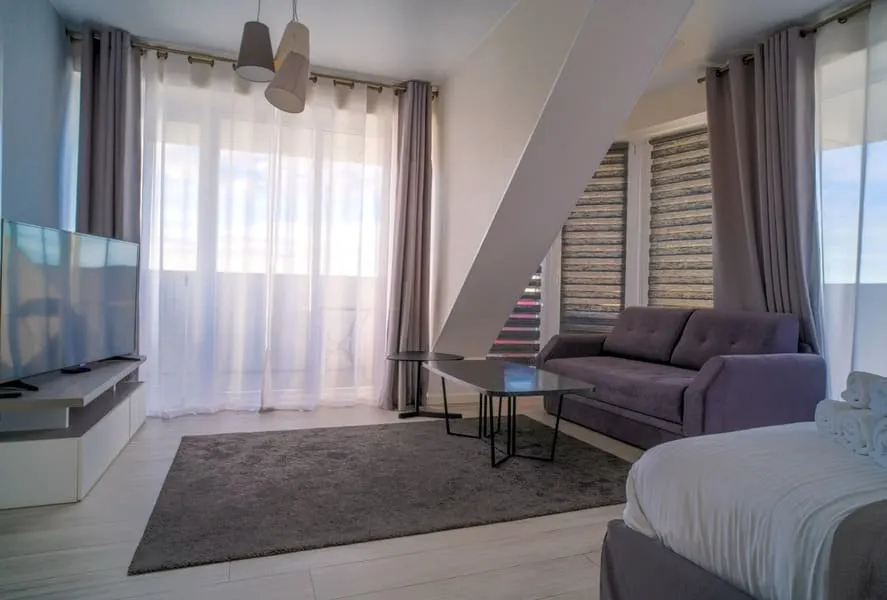 Квартира, 1080 м²