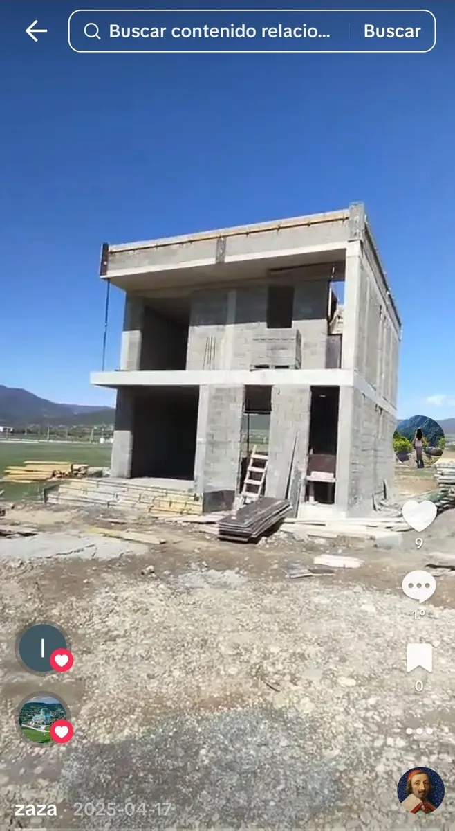 Дом, 5-комн., 240 м²