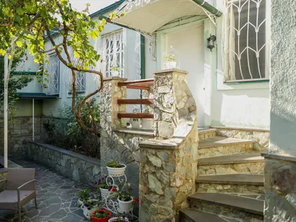 Дом, 5-комн., 257 м²
