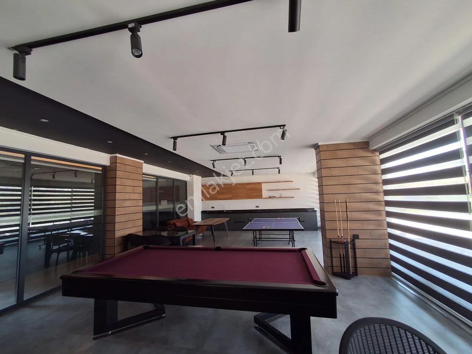 Apartment, 2-room, 60 m²