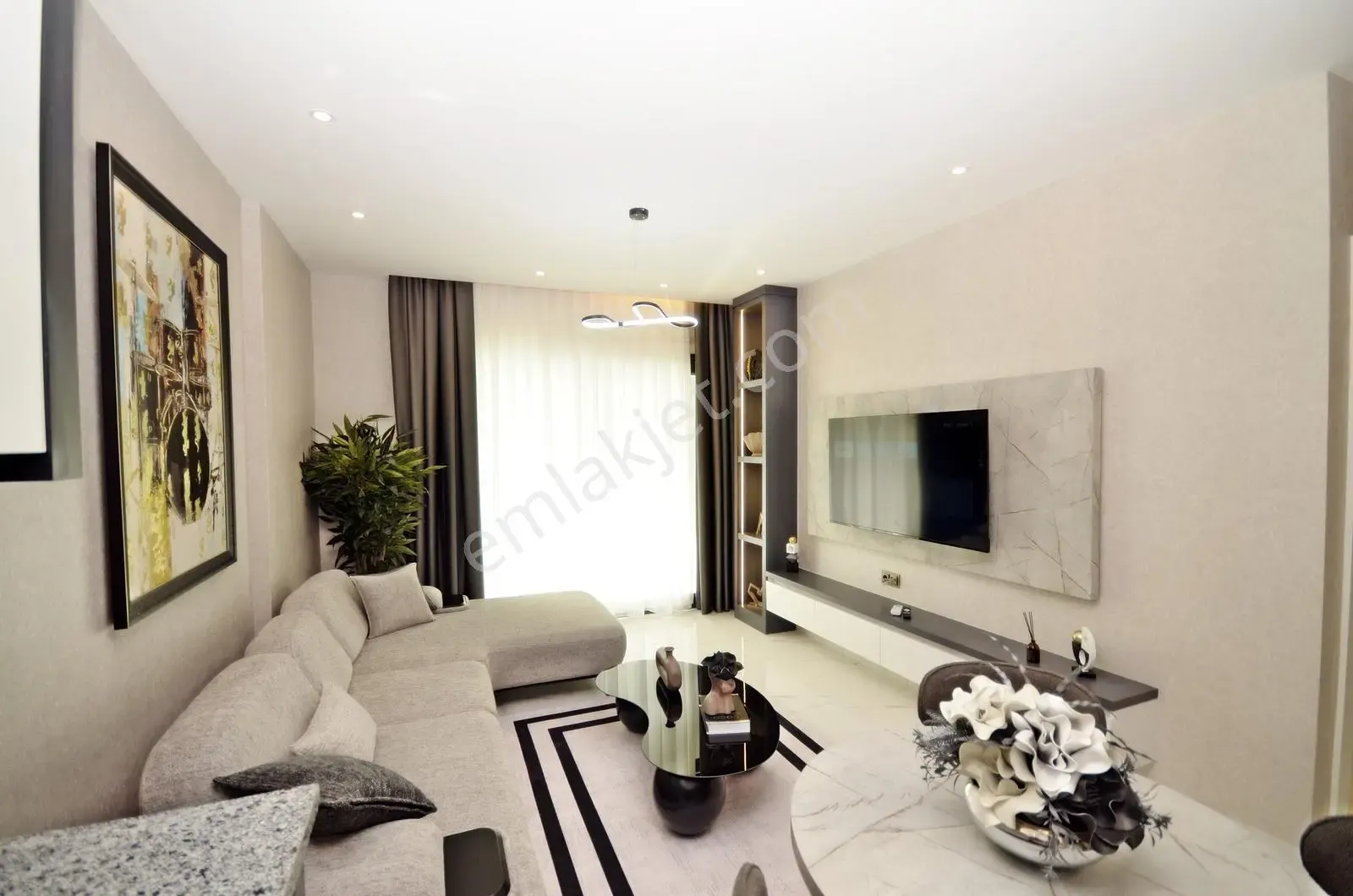 Apartment, 2-room, 60 m²