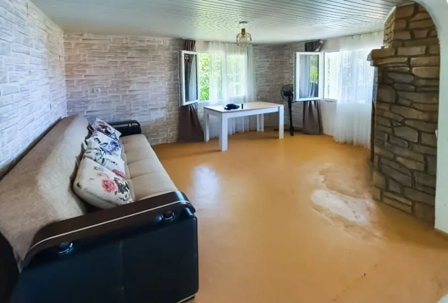 Дом, 5-комн., 265 м²