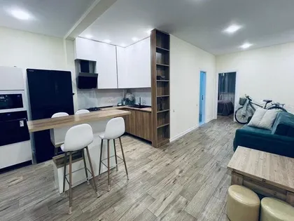 Квартира, 4-комн., 136 м²