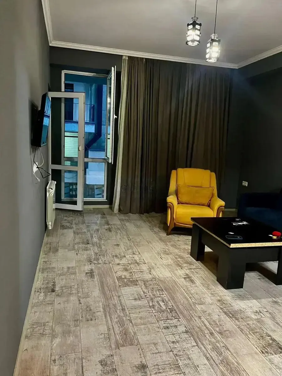 Apartment, 2-room, 45 m²