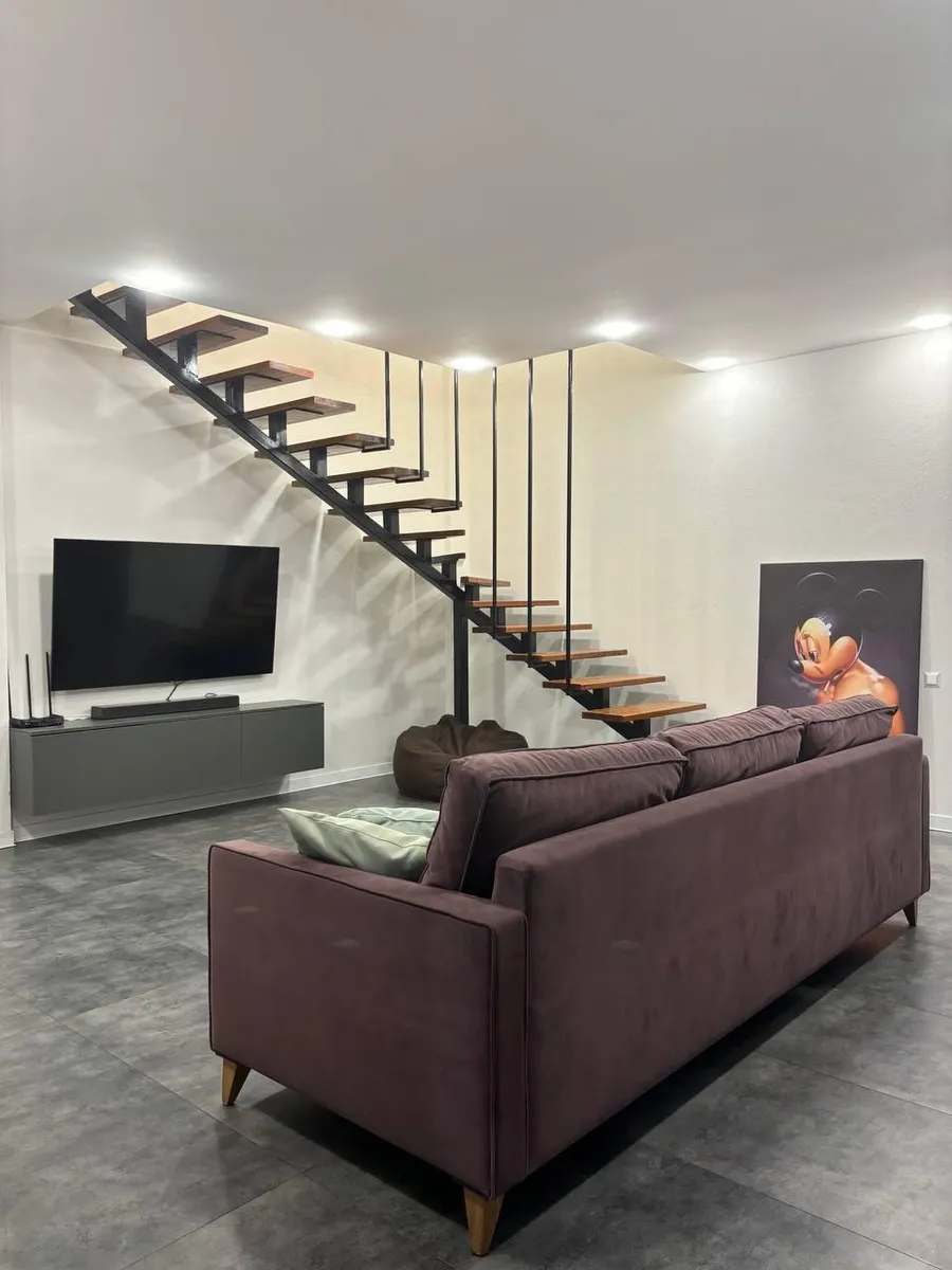 Дом, 3-комн., 230 м²