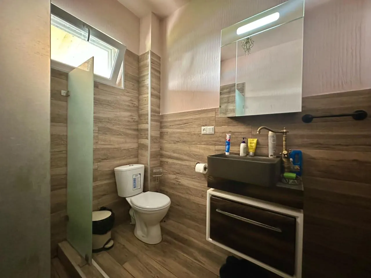 Дом, 5-комн., 290.75 м²