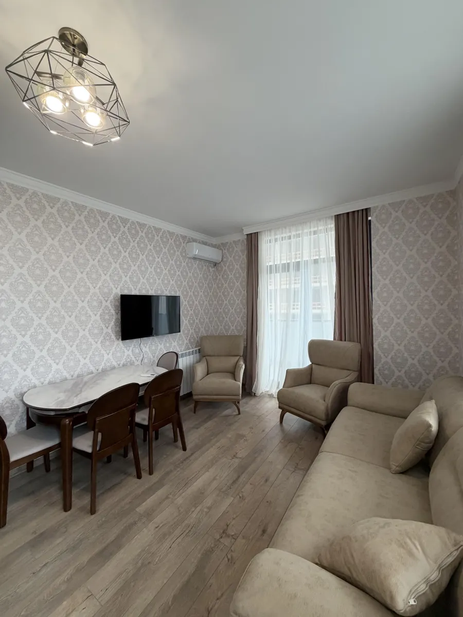Квартира, 3-комн., 84 м², Intourist Residence