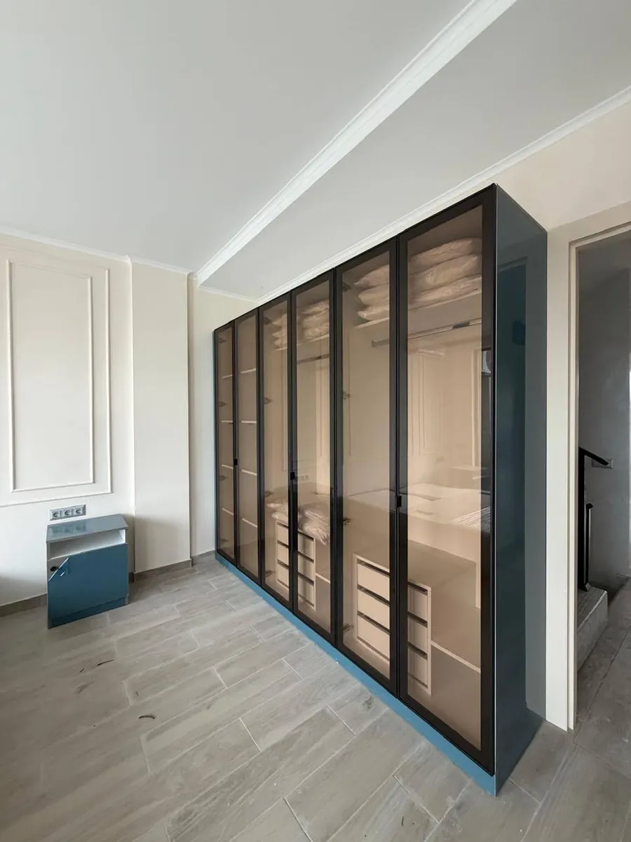 Дом, 5-комн., 225 м²