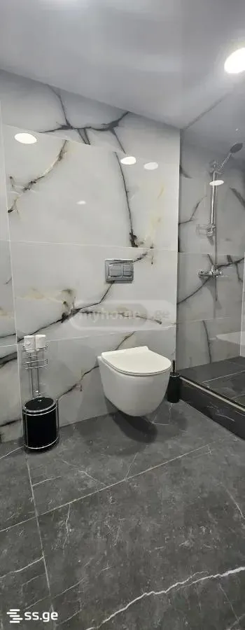 Apartment, 4-room, 85 m²