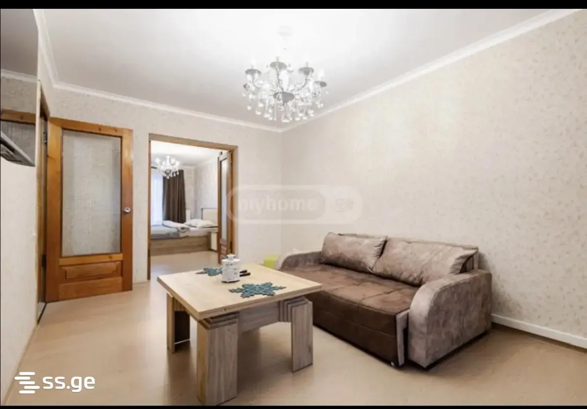 Квартира, 2-комн., 80 м²