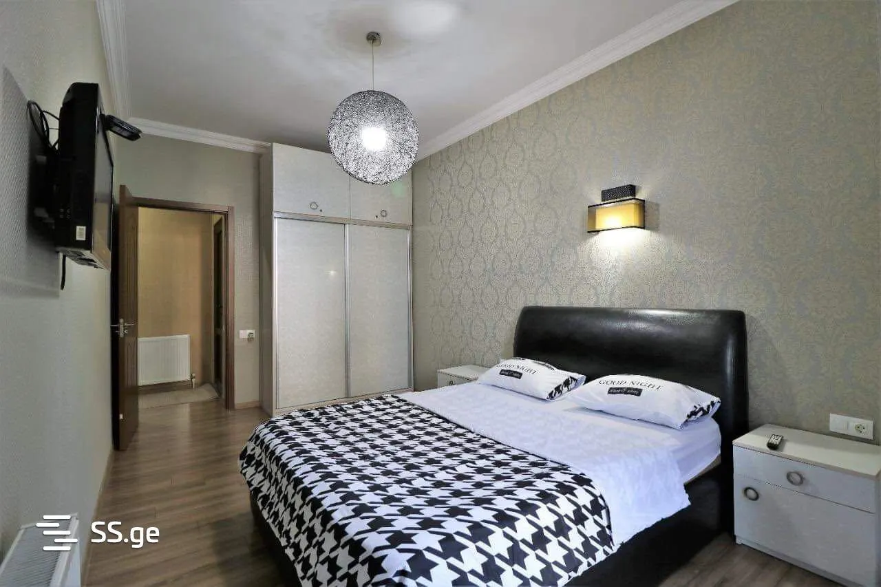 Квартира, 2-комн., 70 м²