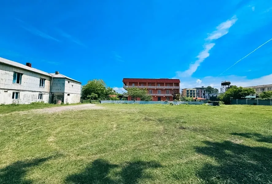 Земля, 3174 м²