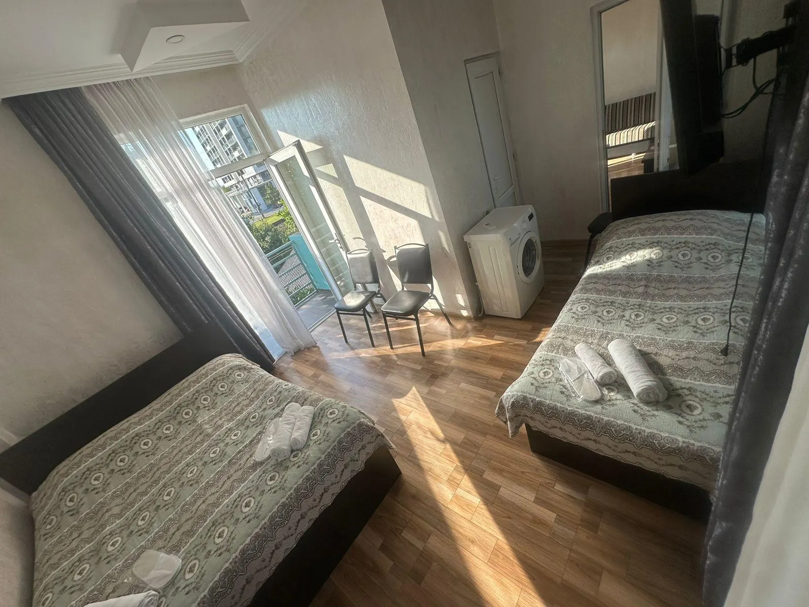 Дом, 30-комн., 300 м²