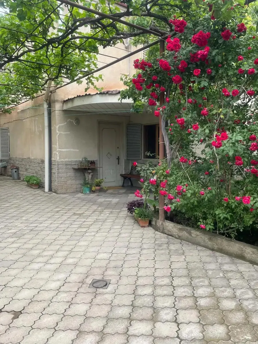 Дом, 5-комн., 367 м²