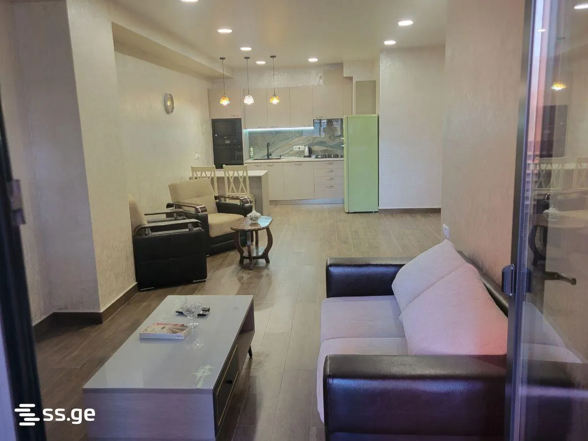 Apartment, 2-room, 65 m², Green Alley