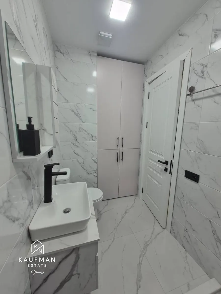 Квартира, 1-комн., 35 м², Grand Tower