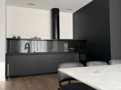 Дом, 7-комн., 500 м²
