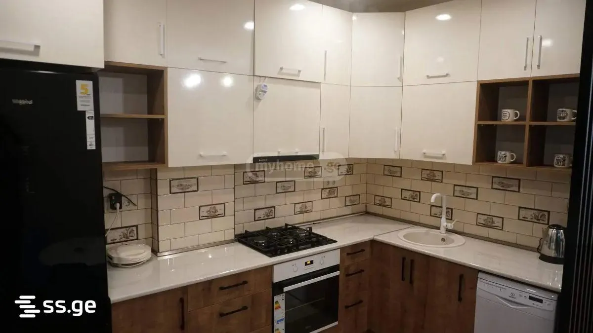 Apartment, 2-room, 60 m²