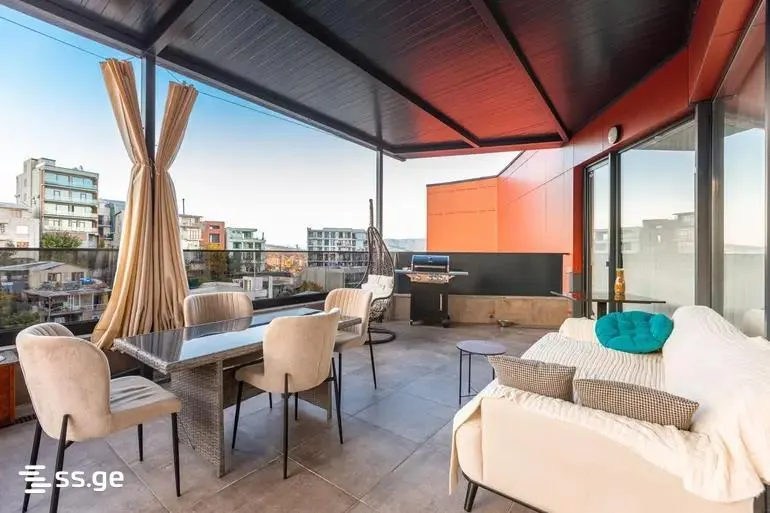 Apartment, 5-room, 240 m²