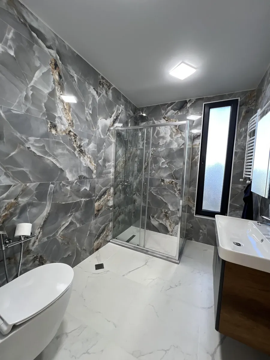 House, 6-room, 417 m²