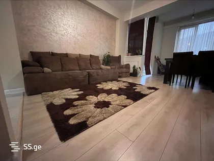 Квартира, 3-комн., 80 м²
