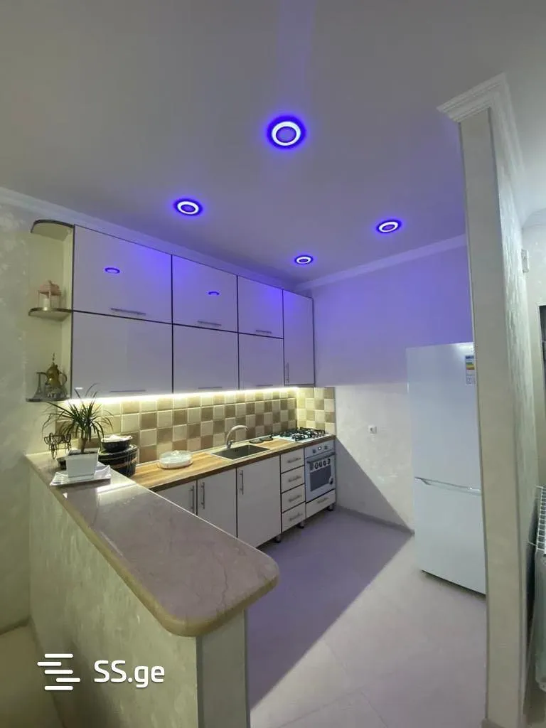 Квартира, 2-комн., 70 м²